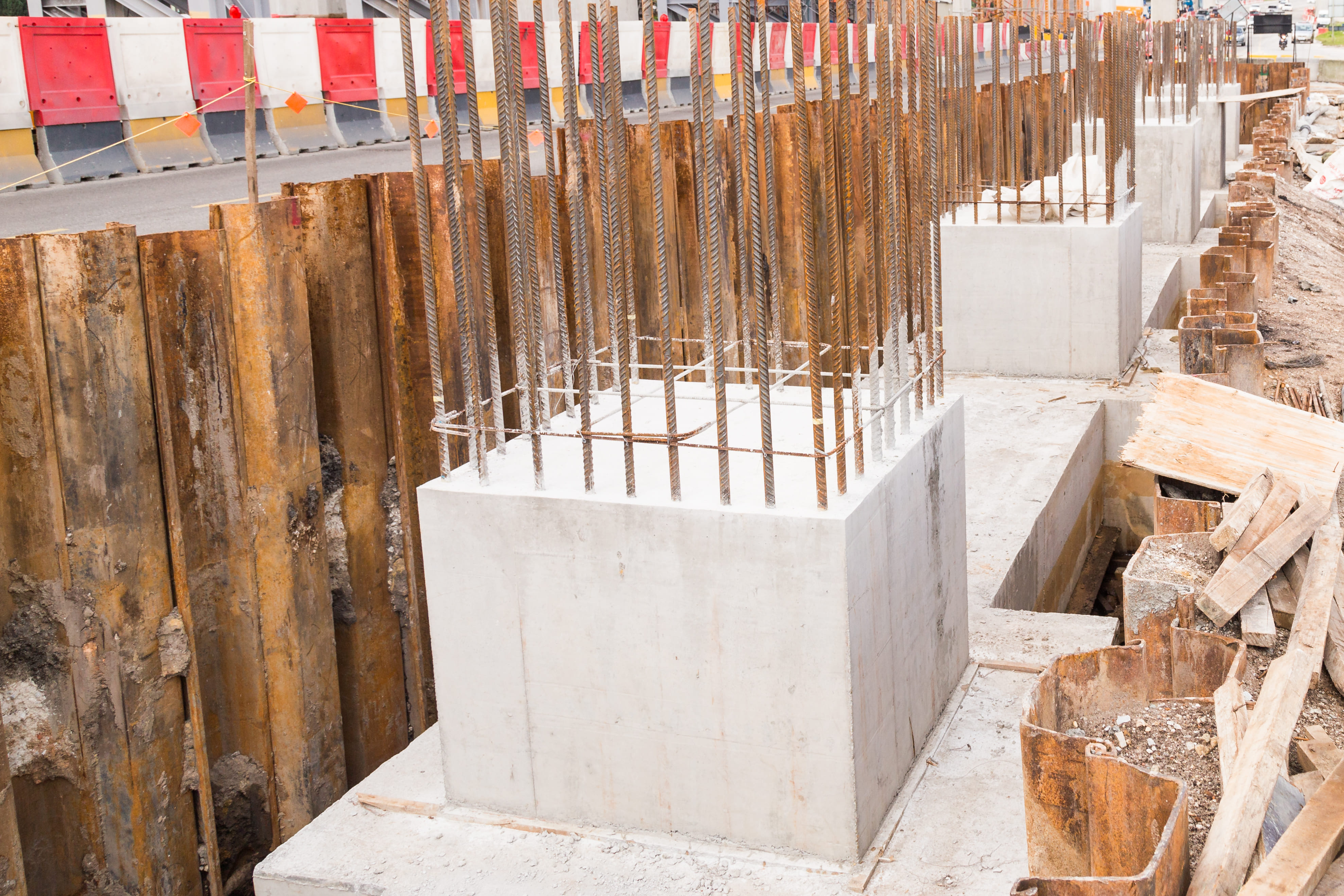 Métodos de estabilización y contención de taludes en obra civil